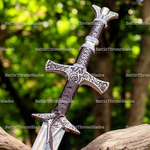 Handcrafted Skyrim Greatsword Replica with Leather sheath – Dragonborn Cosplay Prop, Elder Scrolls Collectible –Custom Engraved Gift for Him