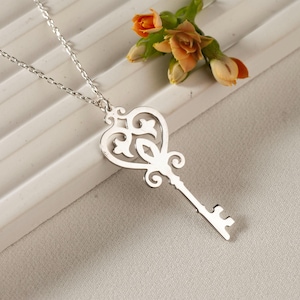 Sterling Silver Key Necklace, Vintage Style Key Pendant, Dainty Silver Jewelry, Gift For Her, Unique Key Charm Necklace, Mother&#39;s Gift