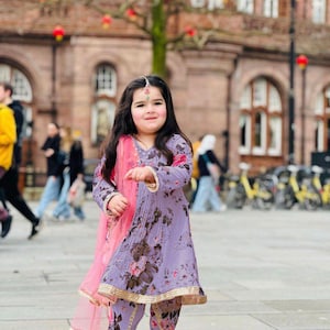 Floral Lilac Punjabi Suit: Indian Dress with Dupatta