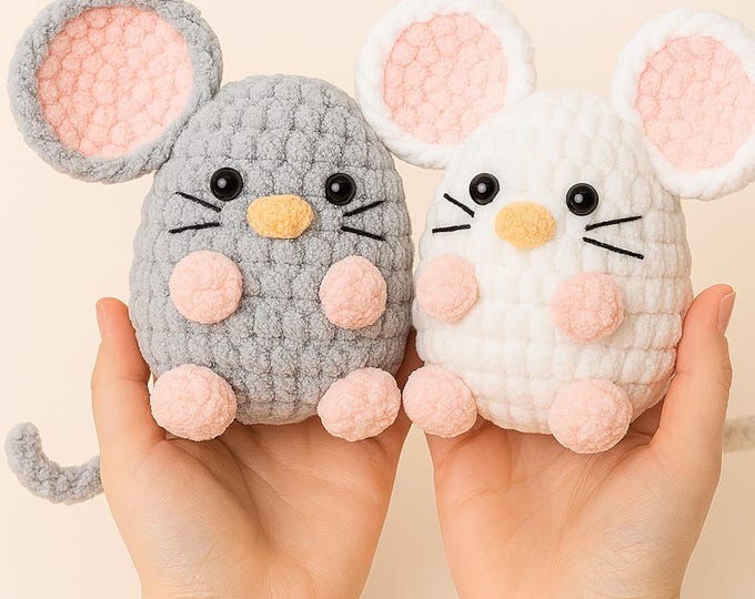 Lavender Sphere Mouse Crochet Pattern PDF, Cute Amigurumi Plush Toy, No Sew Body, Beginner Friendly, Chenille Yarn, Instant Download