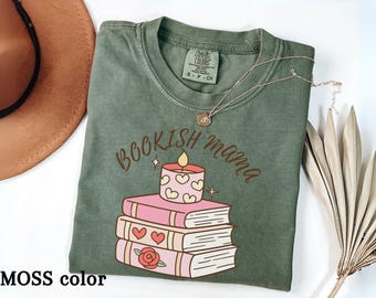 Bookish Mama Comfort Colors Shirt | Cozy Reader Mom Tee | Book Lover Graphic T-Shirt | Literary Mom Gift | Bookish Aesthetic Top