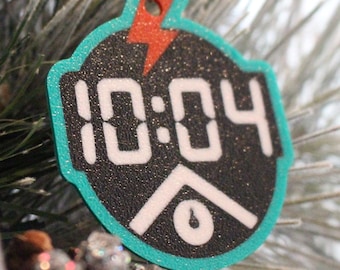 Adorno de reloj 10:04: decoración navideña retro de ciencia ficción impresa en 3D