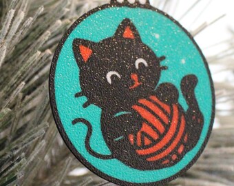 Adorno de gato negro – Gatito navideño impreso en 3D con hilo – Bonita decoración navideña – JoCo Workshop