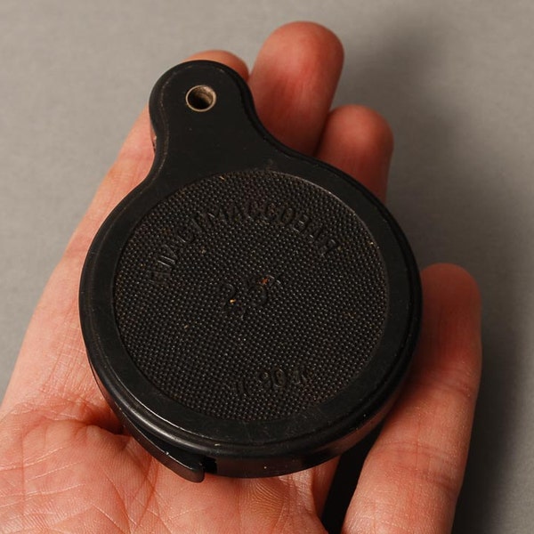 Vintage magnifying glass, loupe in black plastic case x2.5