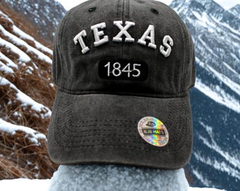 テキサス1845 ブラックベースボールキャップ、テキサス旗刺繍入りテキサス1845ハット。テキサス1845キャップ。テキサスプライドハット。テキサスハット。TXハット。TX1845ハット