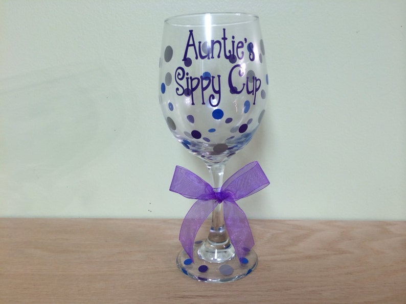 Personalized Wine glass Extra large 20 oz name and polka Etsy