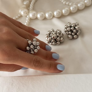 Cluster Perlenohrringe, Bubble Ohrringe, Bubble Ring Set, Chunky Schmucksets, Ohrringe und Ringset, Granulat Schmuck Gold