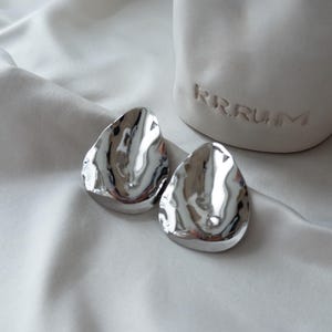 Melted earring, Textured earrings statement, Hammered silver earrings drop, Abstract silver earrings handmade, Irregular silver earrings