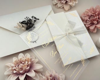 Invitaciones de boda acrílicas con lámina dorada: flores secas y sello de cera, invitaciones modernas transparentes, beige