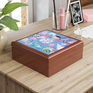 Coastal Living Jewelry Box Beach Decor Gift for Ocean Lovers Shell Design Storage for Accessories Elegant Organizer Shell Jewelry Box