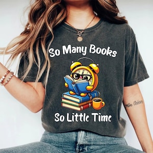 Pigeon Teacher Shirt: Children&#39;s Books Graphic Tee - Back to School