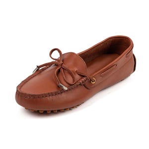 Handcrafted womens loafers classic moccasin stitching
