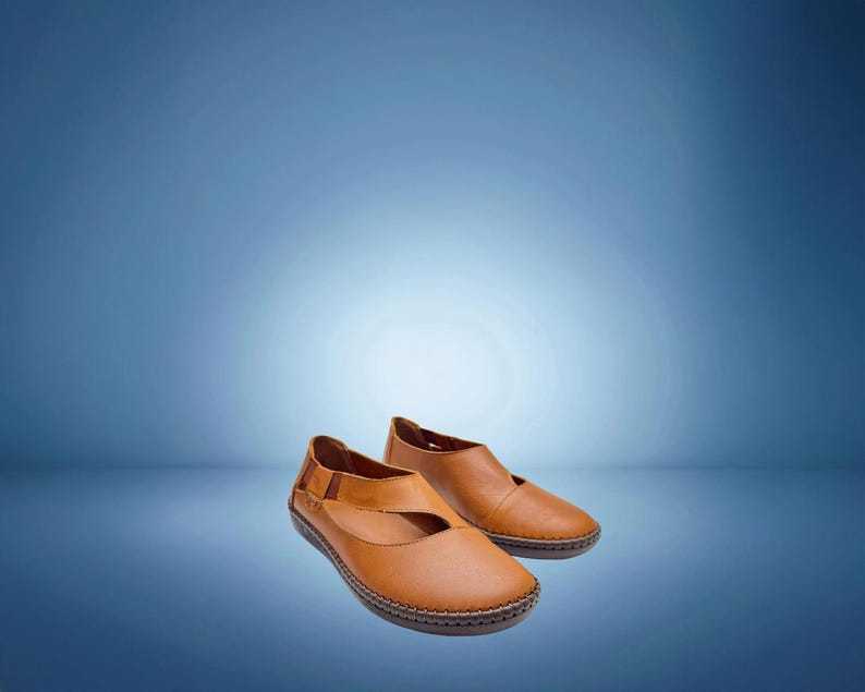 Caramel brown leather Mary Jane shoes for women
