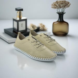 Casual and stylish white leather shoes for walking