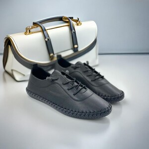 Comfortable white leather flats for women