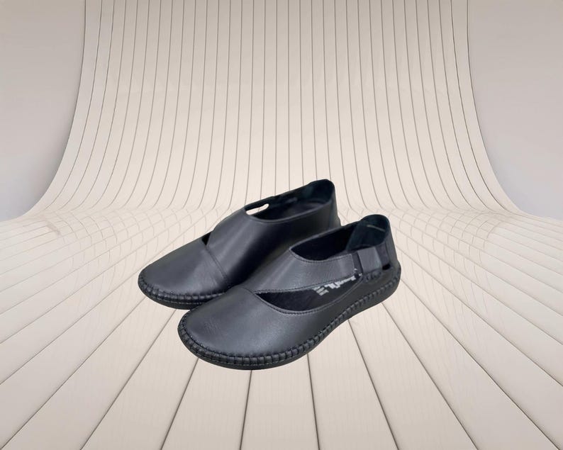 Retro leather Mary Janes for everyday wear