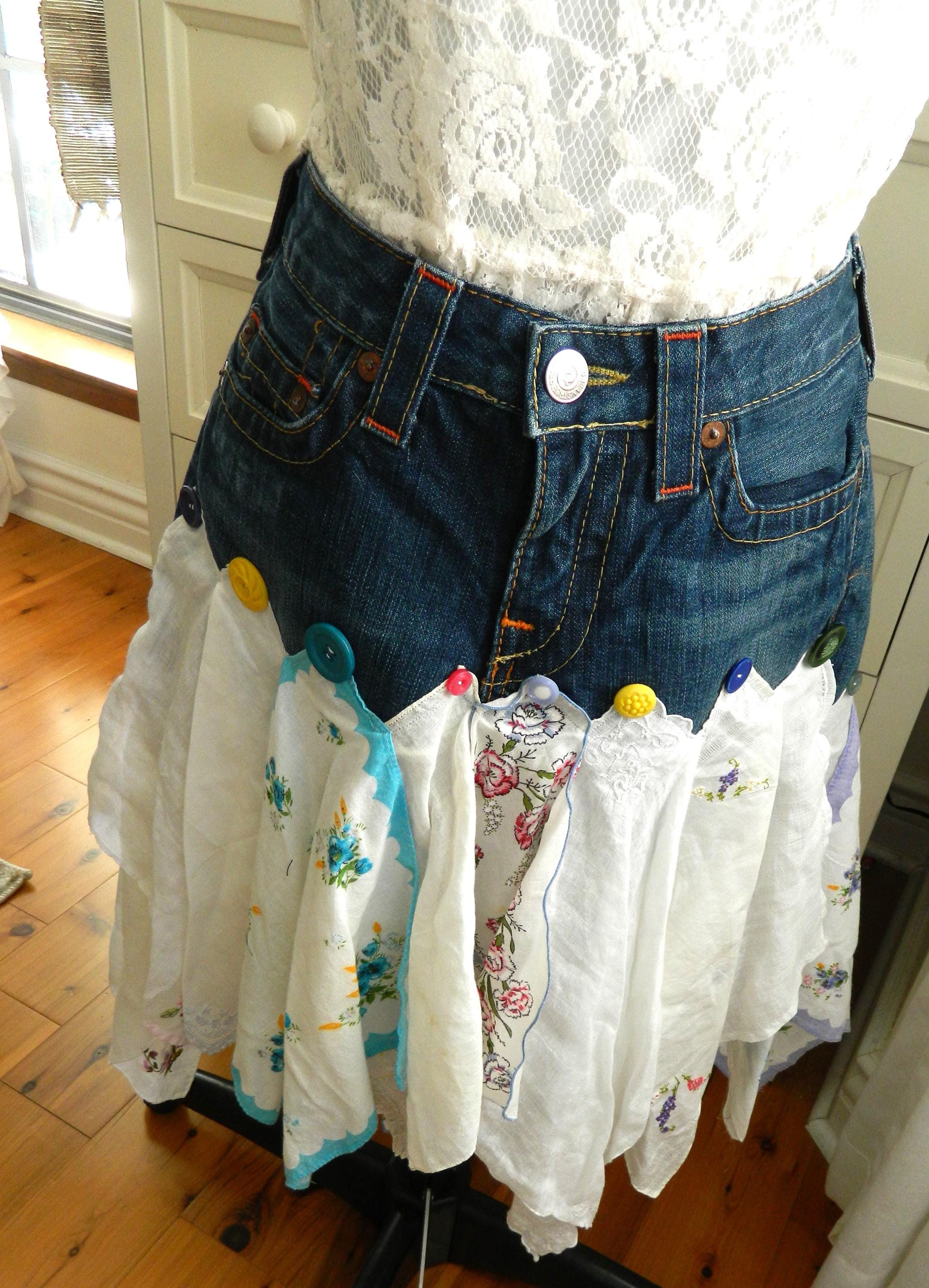 Jupe En Jean Vintage BUYER TOO - Taille 13 Junior - Imprimé Floral Bleu - Longueur 19 Pouces (au-dessus Du Genou)