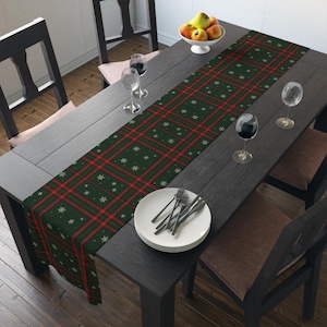 Festive Table Runner, Christmas Decor, Holiday Table Decor, Farmhouse Style, Winter Dinner Party Essential