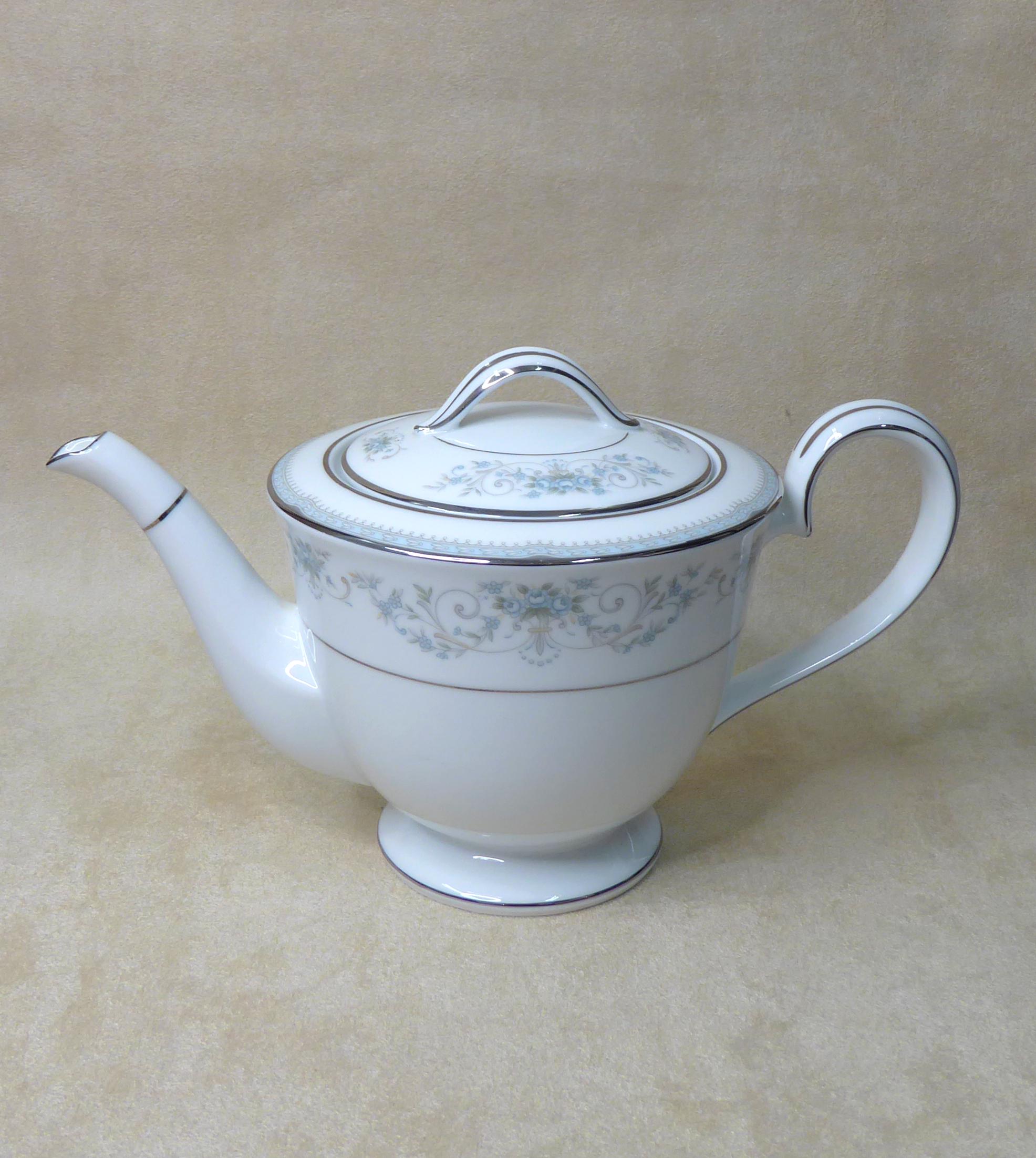 Vintage Noritake Colburn 6107 Coffee Tea Pot Kitchen Dining White