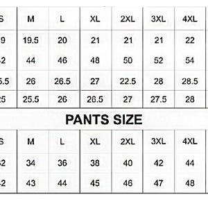 以下が含まれることがあります： 肩、胸囲、着丈、袖丈、ウエスト、パンツ丈の寸法を示す衣類のサイズチャート。サイズはSから6XLまで、インチ単位で表示されています。