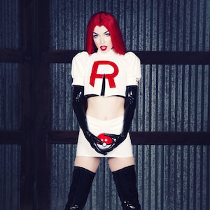 XS Déguisement Team Rocket en PVC prêt à être expédié de www.Artificeclothing.com/TeamRocket en taille X-Small image 4