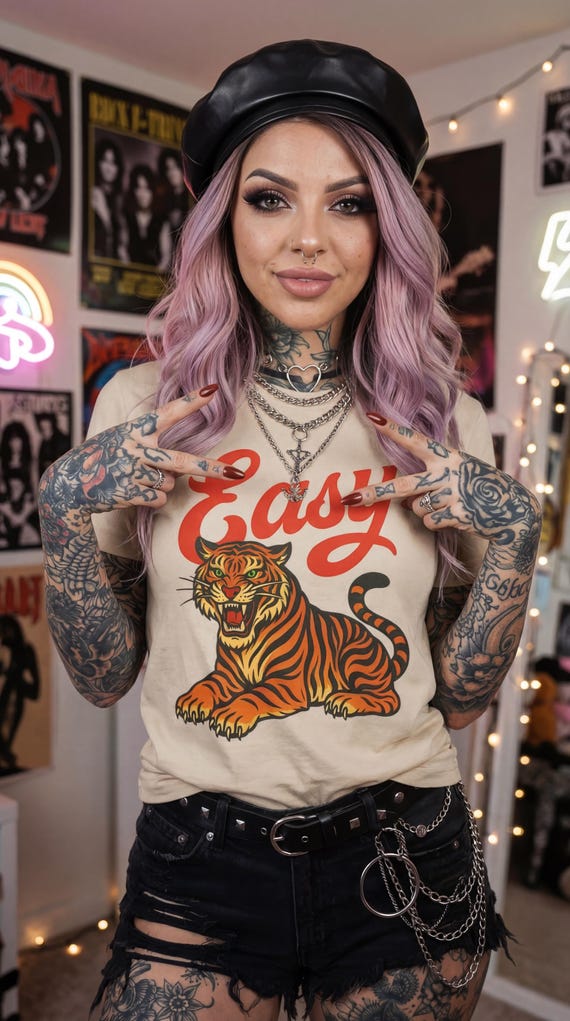 Vintage Tiger Shirt, Easy Tiger T-shirt, Y2K Tee, Oversized Shirt, Boho Aesthetic, 2000s Shirt, Y2K Shirt, Feminist Shirt, Ed Hardy Style