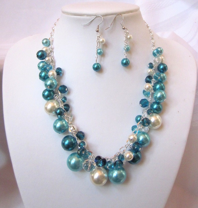 Turquoise / Teal / Ivory Pearl and Crystal Cluster Necklace Chunky, Choker, Bib, Necklace, Wedding, Bridal, Bridesmaid image 5