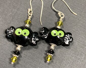 Bats - Artisan  Lampwork and Swarovski Crystal Earrings - Celebrate Halloween in Style, SRAJD