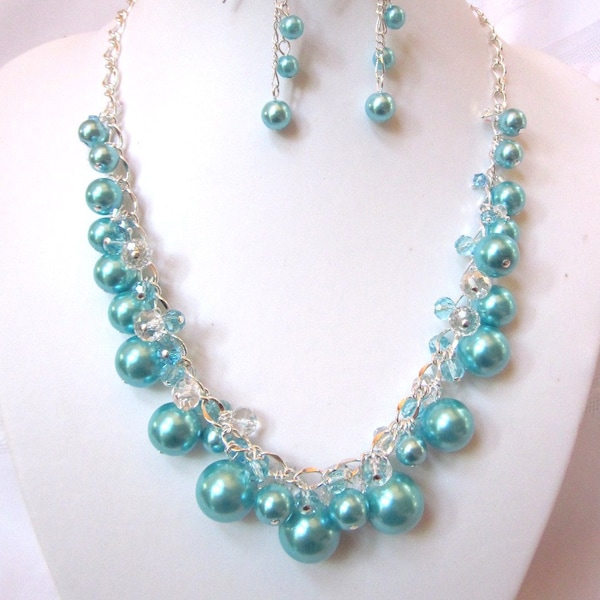 Pearl and Crystal Cluster Necklace - Terrific Turquoise Color - Chunky, Choker, Bib, Necklace, Wedding, Bridal, Bridesmaid