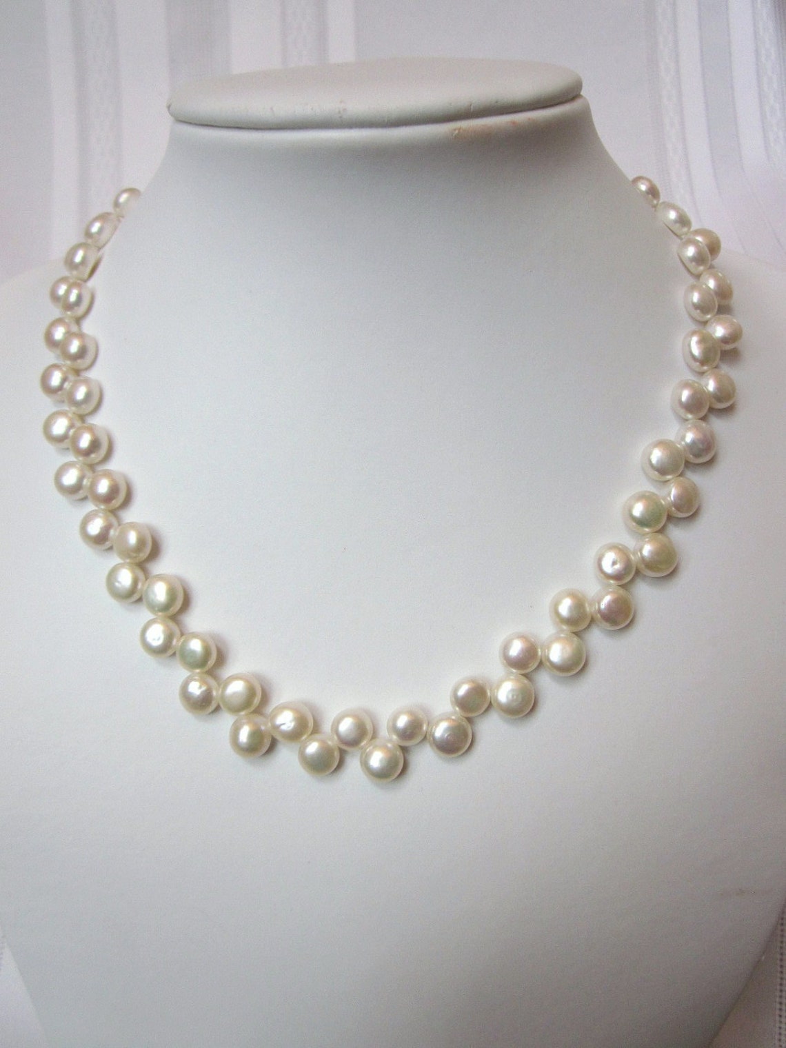 White Pearl Necklace of Zig Zag Top-drilled Button Fresh - Etsy