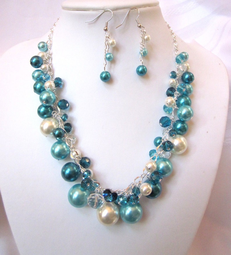 Turquoise / Teal / Ivory Pearl and Crystal Cluster Necklace Chunky, Choker, Bib, Necklace, Wedding, Bridal, Bridesmaid image 4