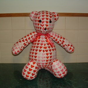 Red Heart Bear