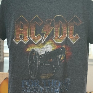 Vintage AC/DC Tour T-Shirt: 1981-1982 - Size L