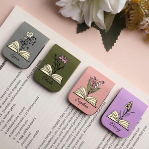 Gepersonaliseerde lederen bladwijzer met geboortebloem, aangepaste naambladwijzer, cadeau voor lezer, cadeau voor boekenliefhebbers of leraar, magnetisch boekaccessoire