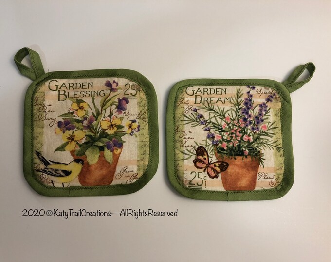 Set of 2 Garden Floral Meadowlark/butterfly Pot Holders With Sage Green Binding/hot Pads Etsy