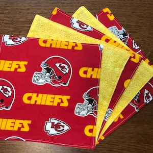 KC Theme Napkins, Cloth 2-ply, Set of 5 Lunchbox Napkins, Zero Waste, Yellow Calico Fabric, Double Sided Napkins
