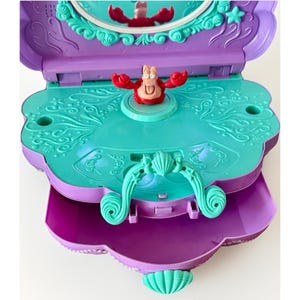 little mermaid dressing table Disney Ariel Feature Vanity, 1 ct