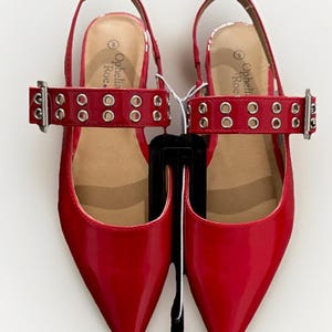 Ophelia Roe pointed toe Lipstick Red dupe on steve madden smokee patent buckle flats -  women’s size: 6 New with tags