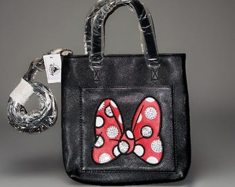Disney Minnie Mouse rhinestone bow small crossbody handbag purse NEW  - **Can put in a gift bag  if it’s a direct gift** Message me!