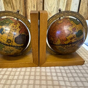 Bookends, globe bookends, vintage bookends