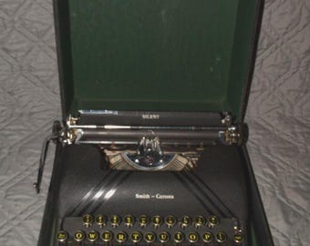 Vintage Smith Corona Silent Portable Typewriter w Case Working Glass Keys