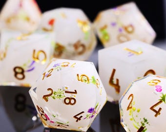 Flower DnD Dice Set for Role Playing Games, Unique Dungeons and Dragons Dice Set for Gifts, Full Resin Cute D and D Dice Set