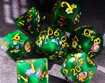 Flowers DnD Dice Set for Role Playing Games, Resin Unique Dungeons and Dragons Dice Set for Gifts, Cute D and D Dice Set