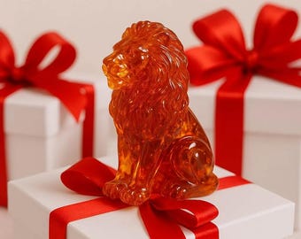 Leo Zodiac Lion Baltic Amber Figurine - Made in USA | KIZIMA®