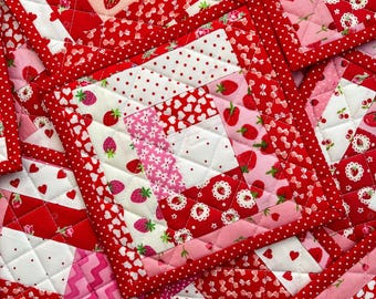 Valentines’s Day Holiday Mug Rugs - one pair