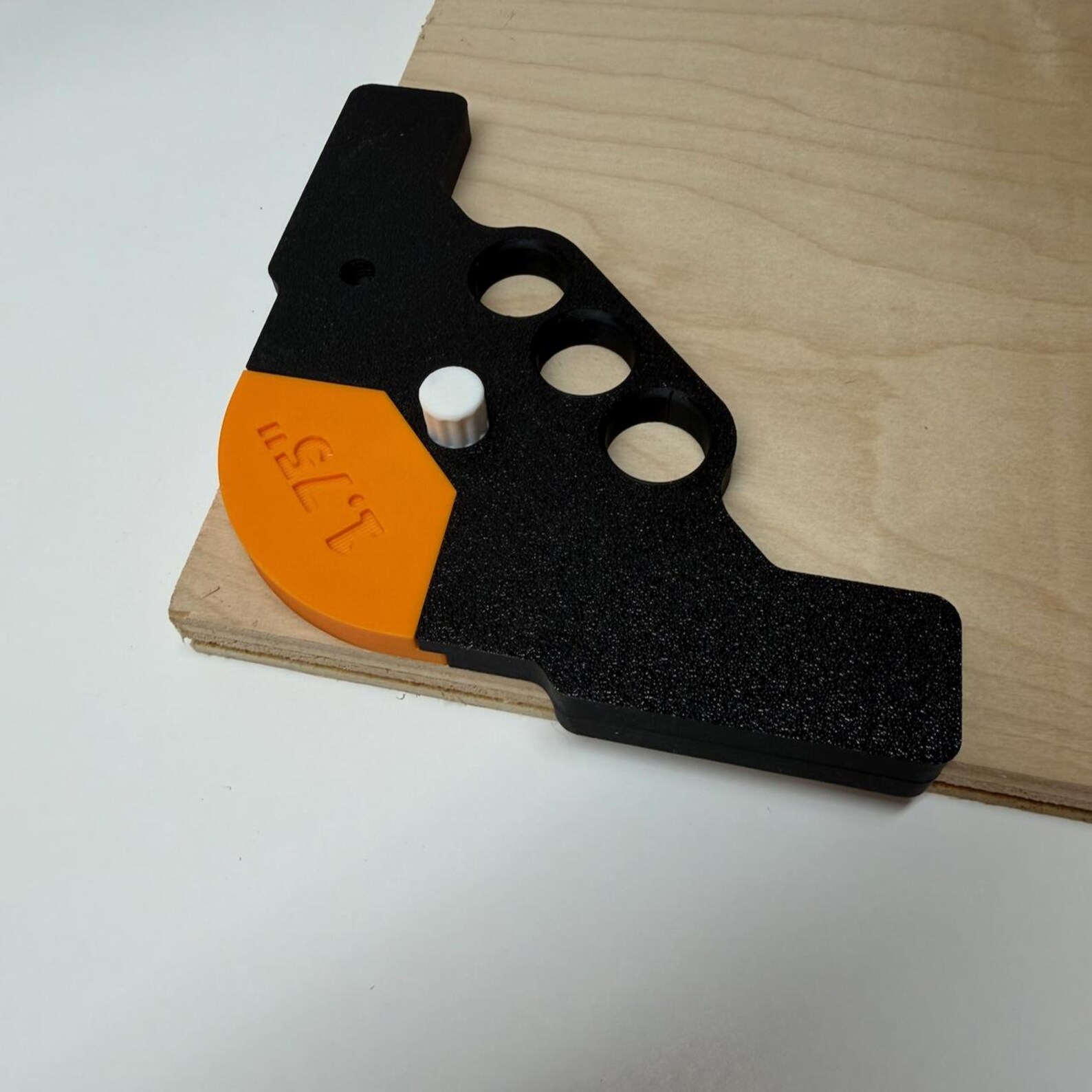 3D Printed Corner Jig With Interchangeable Radius & Chamfer Inserts ...
