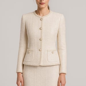 Elegant White Tweed Skirt Suit – Classic Vintage-Inspired Two-Piece Set