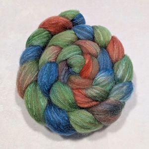 Mixed Blue Face Leicester (BFL)/Tussah Top - 85/15 - 4 Ounces - Hand Dyed - Roving - Spinning and Felting Fiber