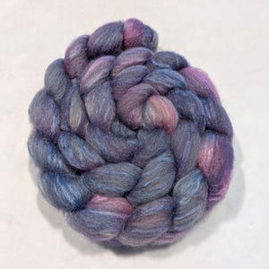 Mixed Blue Face Leicester (BFL)/Tussah Top - 85/15 - 4 Ounces - Hand Dyed - Roving - Spinning and Felting Fiber