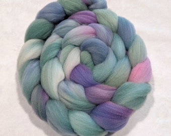 Hand Dyed - Targhee Top - 4 ounces - roving - spinning - fiber - felting